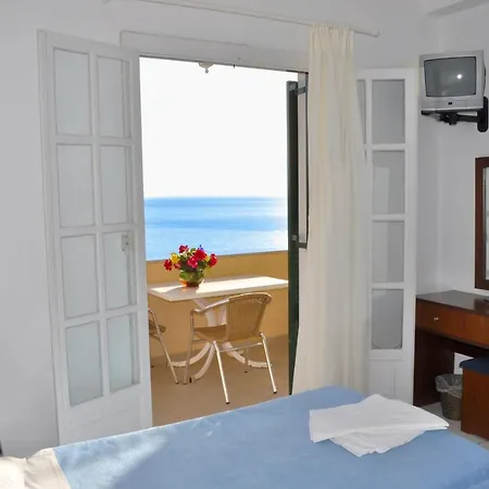 Apartment House With Pool Maria On Agios Gordios