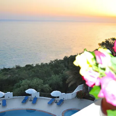 Apartment House With Pool Maria On Agios Gordios *